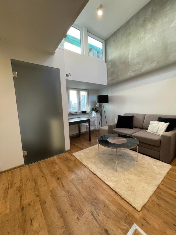 Warynskiego 9 - Piekna Panorama Miasta - Smart Tv 42 Cale - Wifi - Ekspres Kapsulkowy - W Pelni Wyposazona Kuchnia Varsovia Exterior foto