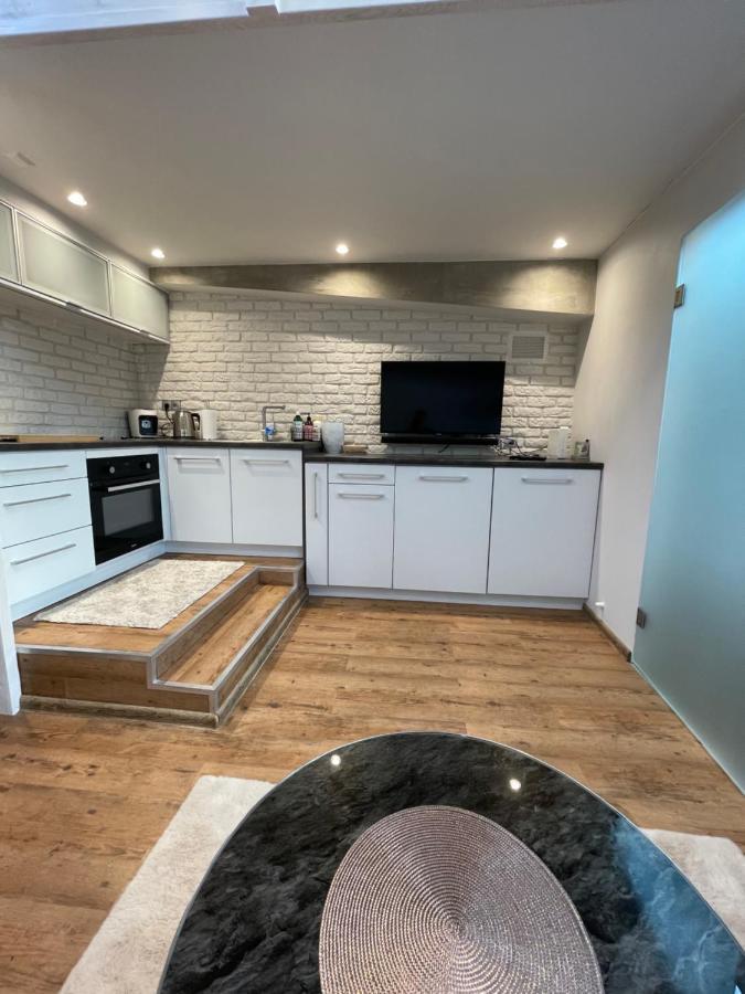 Warynskiego 9 - Piekna Panorama Miasta - Smart Tv 42 Cale - Wifi - Ekspres Kapsulkowy - W Pelni Wyposazona Kuchnia Varsovia Exterior foto